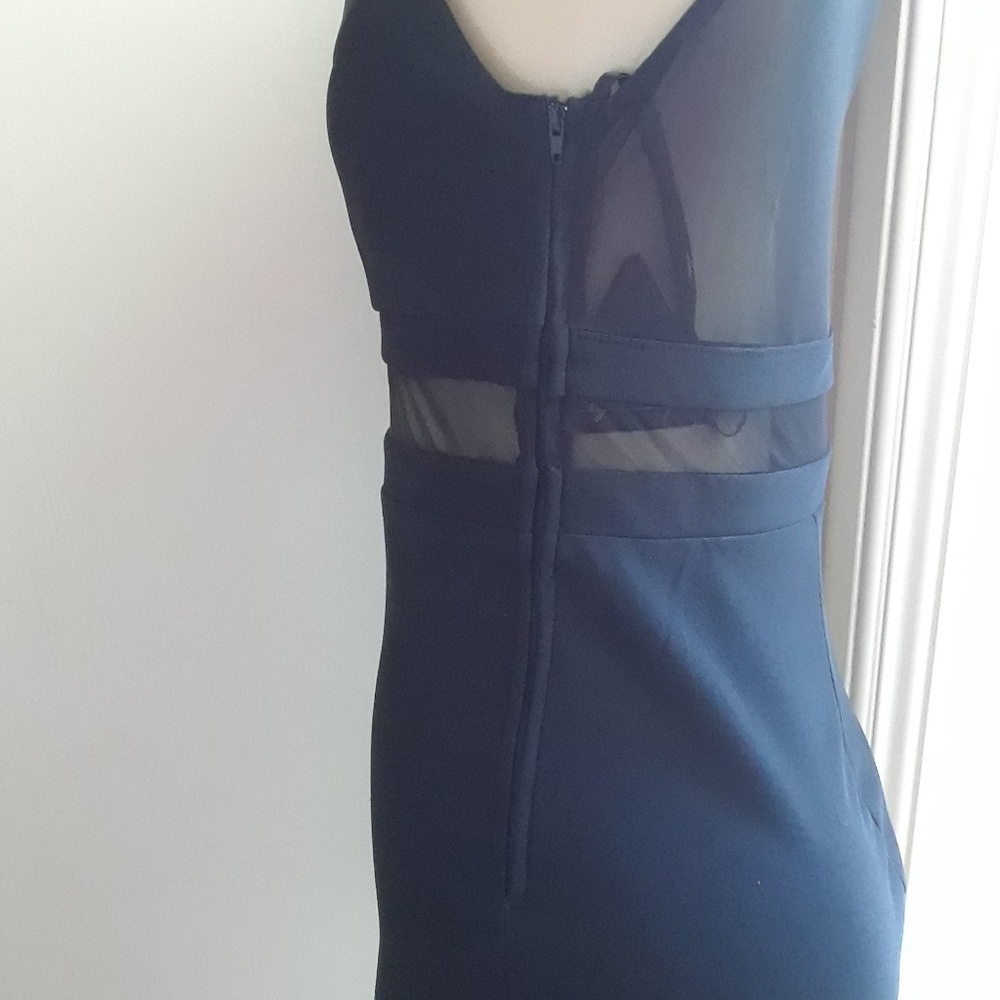 Not Available City Triangles  Dress - Picture 4 of 5